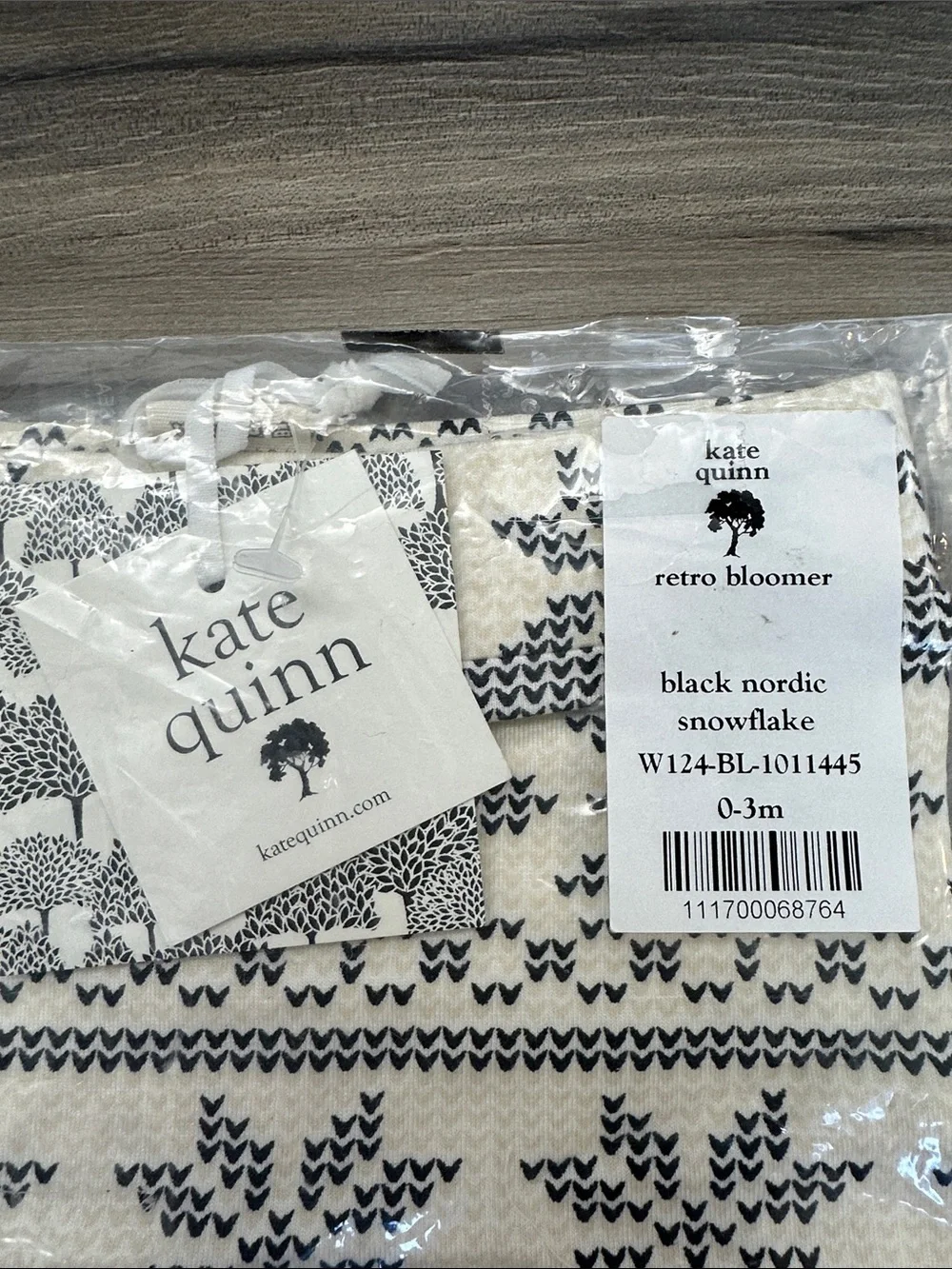 KATE QUINN 0-3m Retro Bloomer “Black Nordic Snowflake” Diaper Covers, NEW!